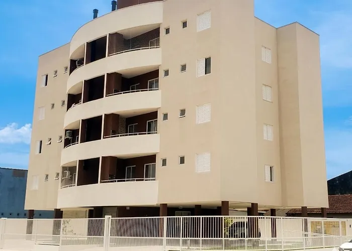 Apartamento Novinho Próximo as Praias, Centro e Restaurantes - Excelente localização